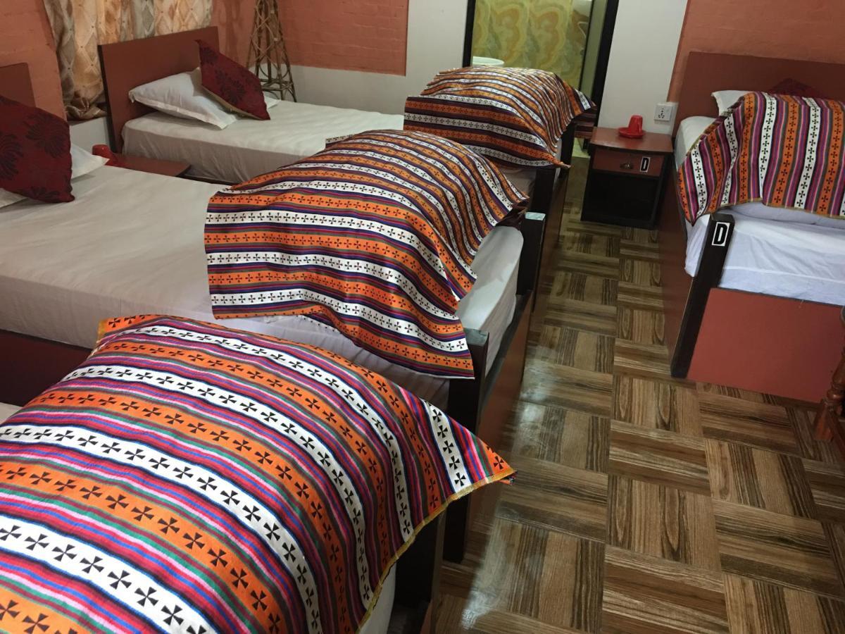 Bnb Royal Tourist House カトマンズ エクステリア 写真